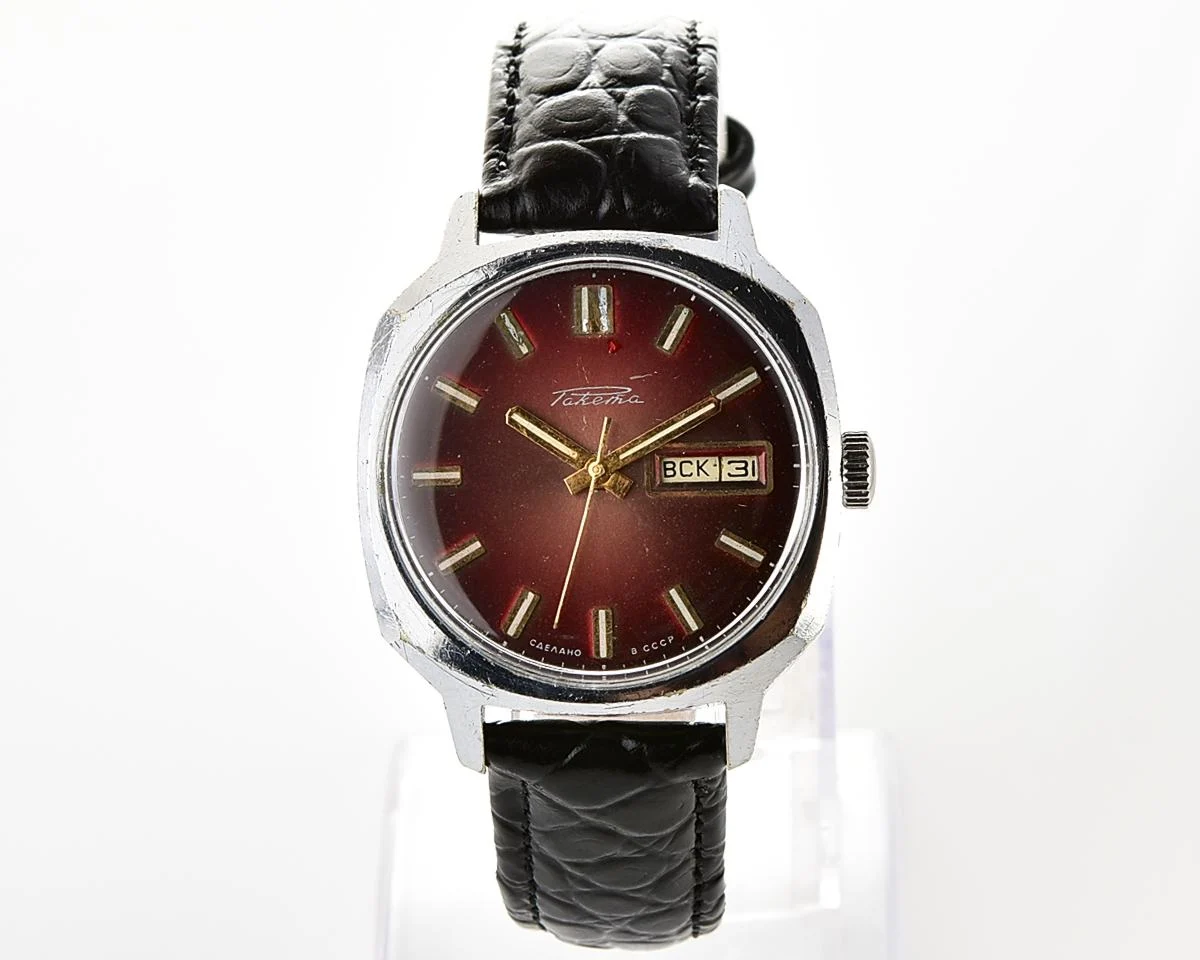 Soviet mechanical Raketa with automatic self winding movement
