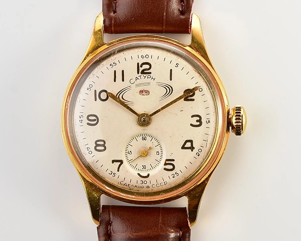 Rare! Vintage Soviet Saturn mechanical watch from the 1950s