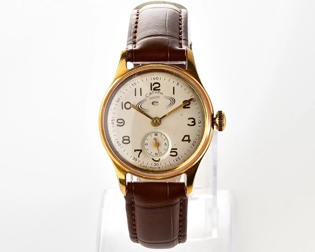 Rare! Vintage Soviet Saturn mechanical watch from the 1950s