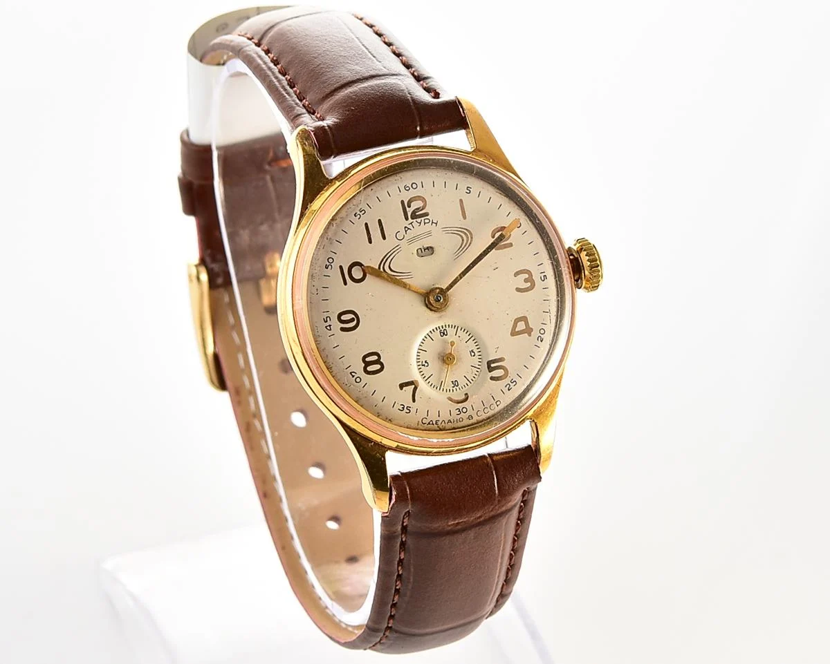 Rare! Vintage Soviet Saturn mechanical watch from the 1950s