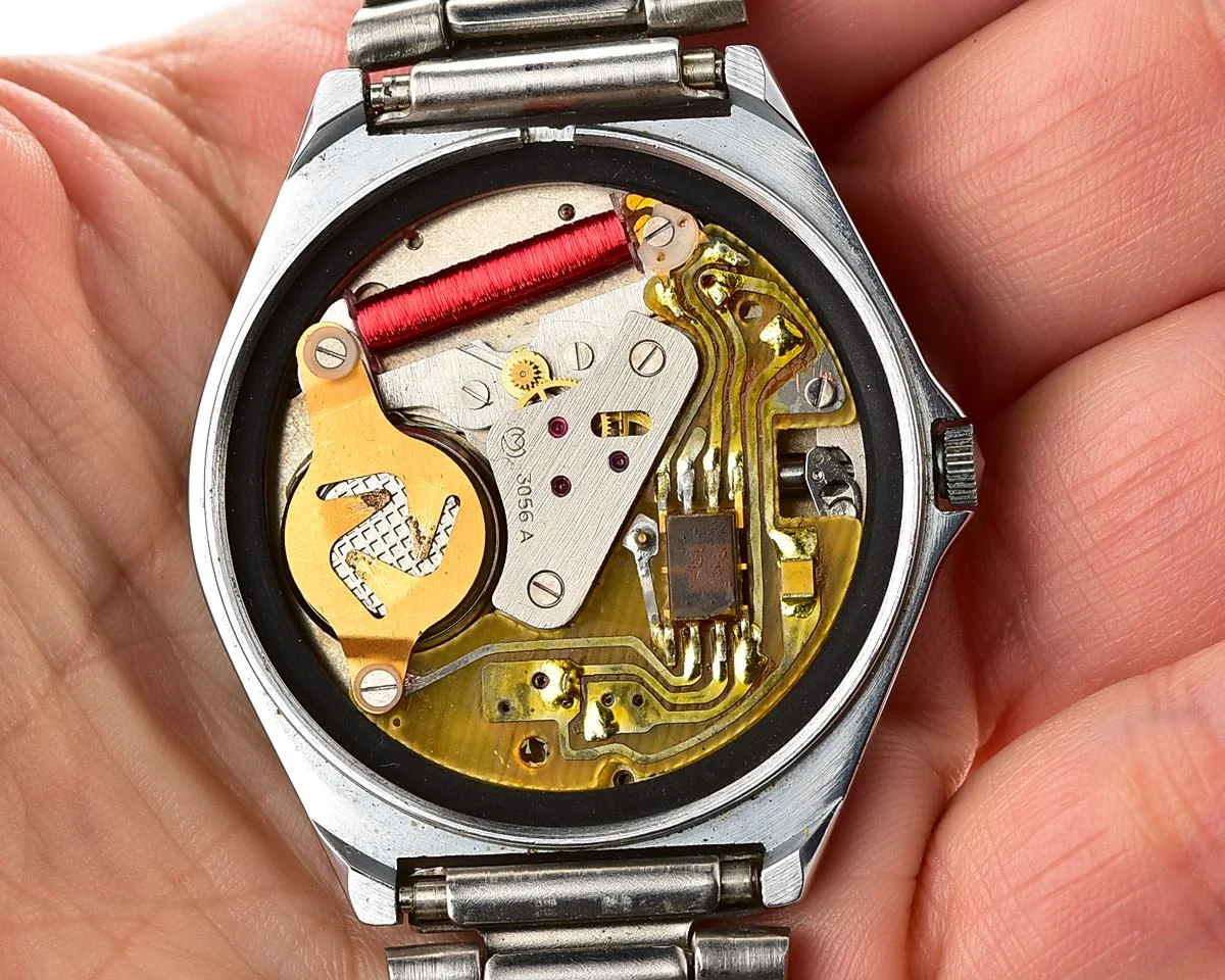 TIME CAPSULE: Soviet Slava quartz watch, engraved "from the counsel of ministers of USSR"!