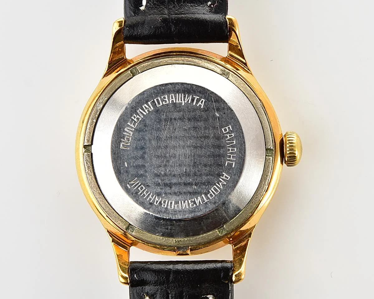 Excellent gold-plated vintage Soviet Sportivnie mechanical watch from the 1950s