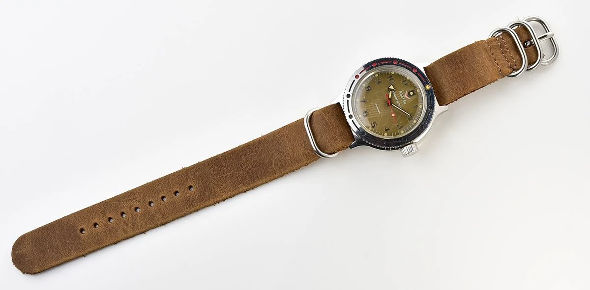 Vostok Amphibia mechanical watch + genuine leather NATO Commander strap!
