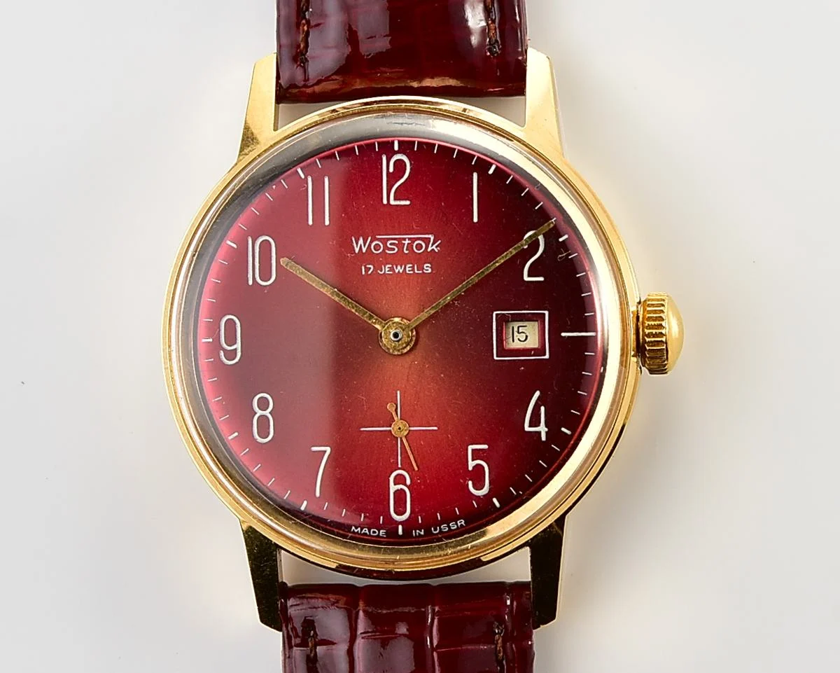 Excellent gold-plated Soviet Wostok (Vostok) vintage mechanical watch