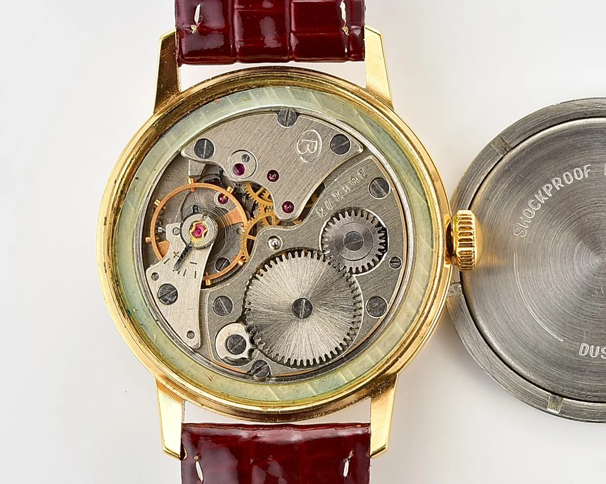 Excellent gold-plated Soviet Wostok (Vostok) vintage mechanical watch