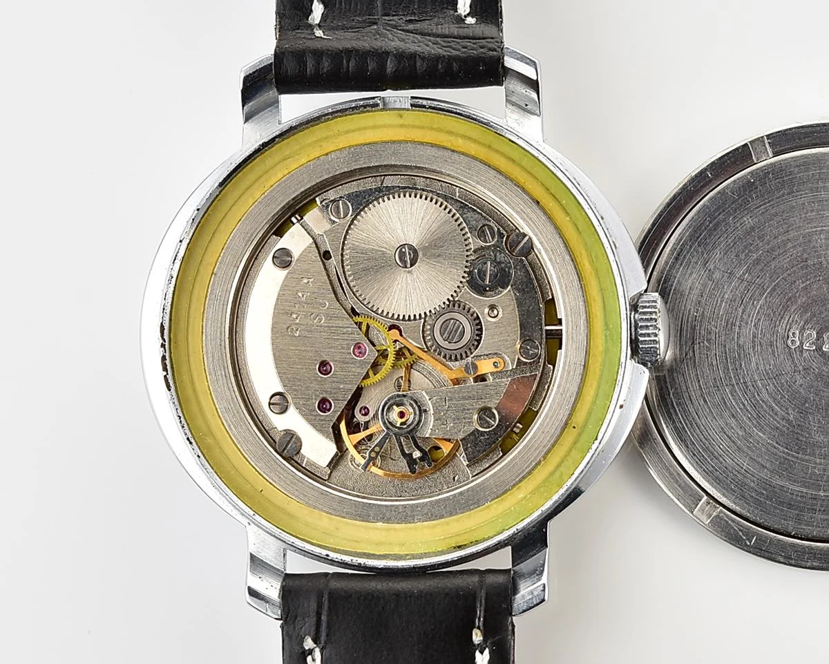 Large vintage Wostok (Vostok) mechanical wristwatch