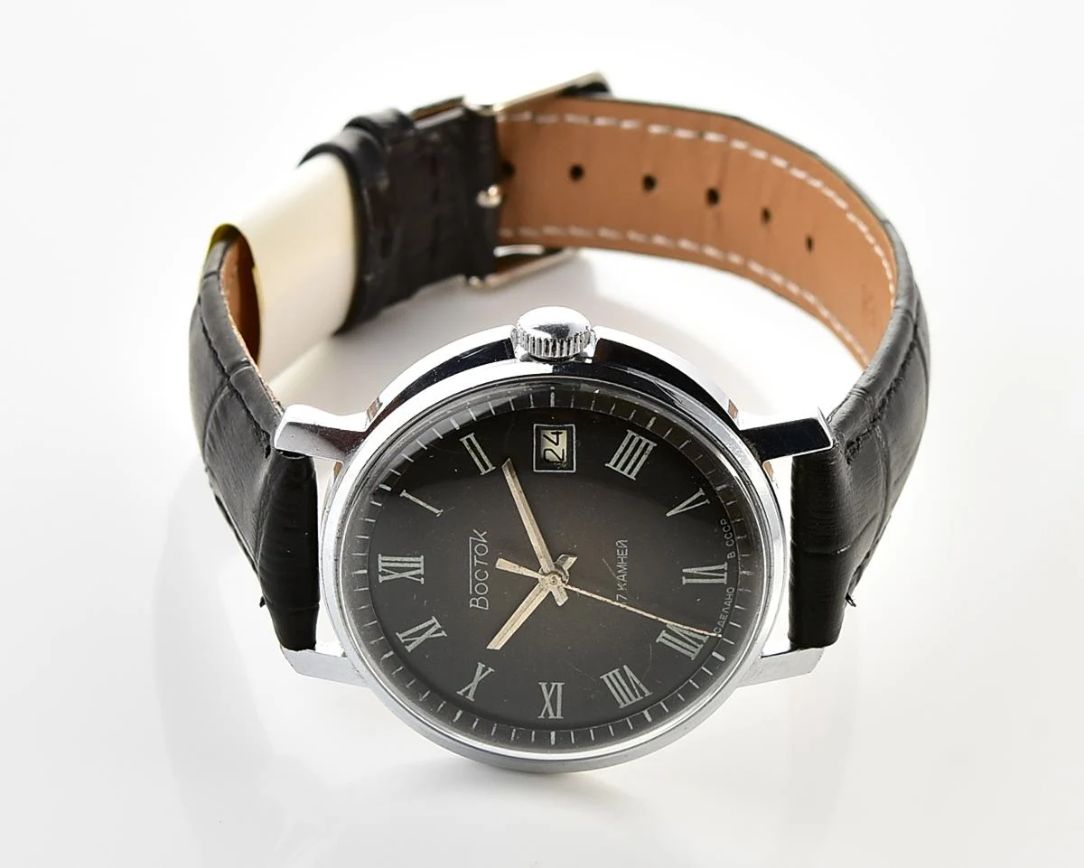 Large vintage Wostok (Vostok) mechanical wristwatch