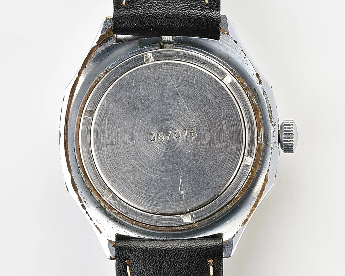 Soviet Vostok Komandirskie mechanical watch - Zakaz MO CCCP!