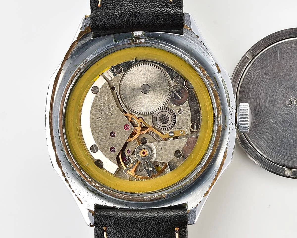 Soviet Vostok Komandirskie mechanical watch - Zakaz MO CCCP!
