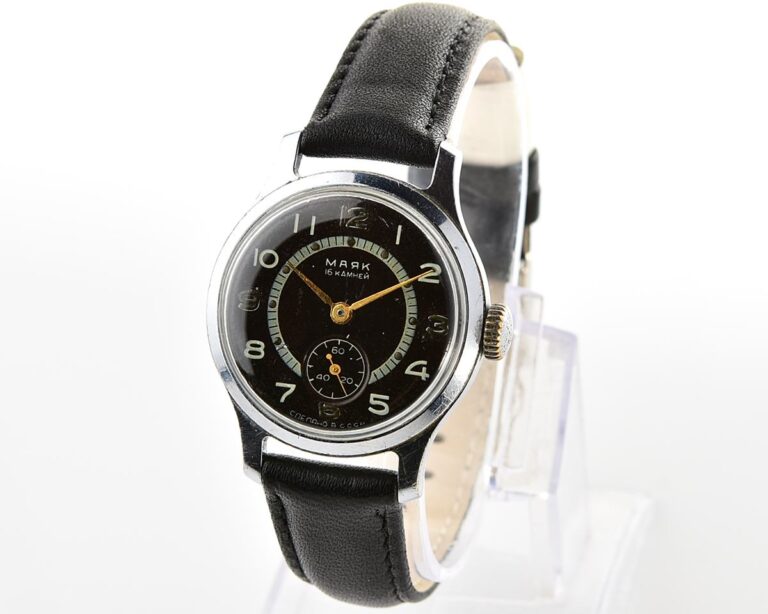 Vintage soviet MAYAK mechanical watch, from  the 1950s