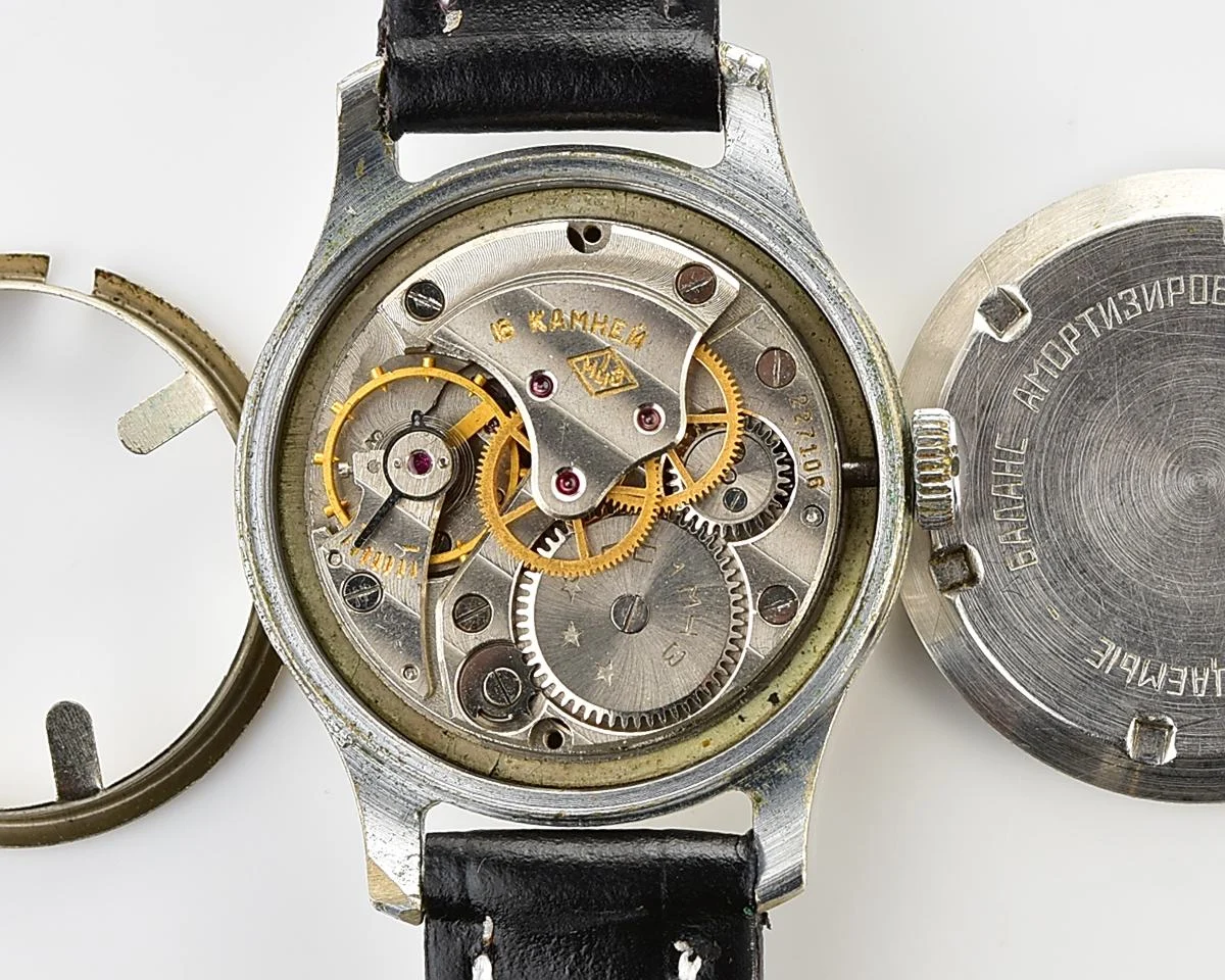 Moskva Soviet vintage mechanical watch