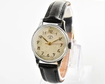 Moskva Soviet vintage mechanical watch