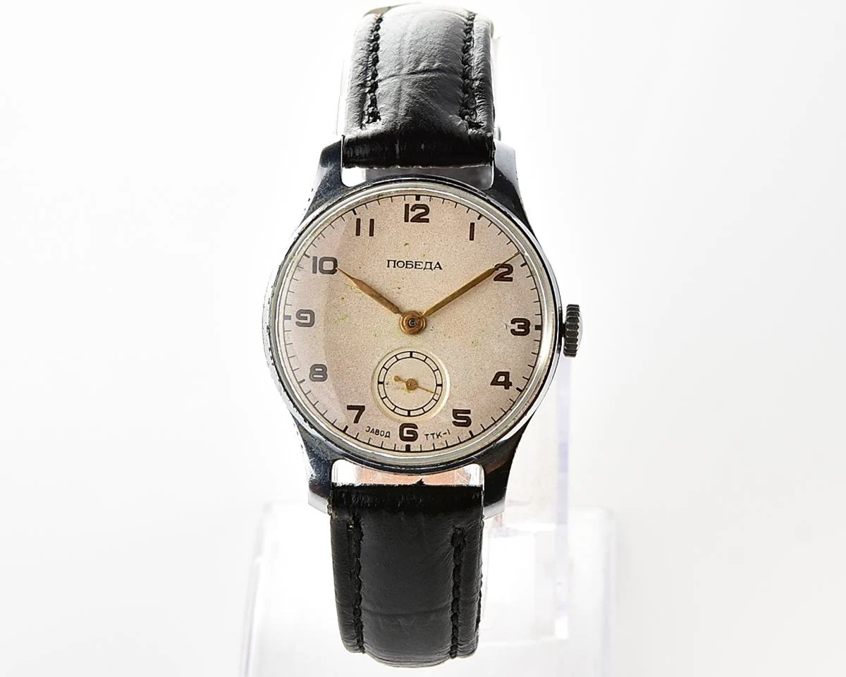 Excellent vintage Soviet mechanical 1MChZ Pobeda, TTK-1 on dial, from the 4th quarter of 1954