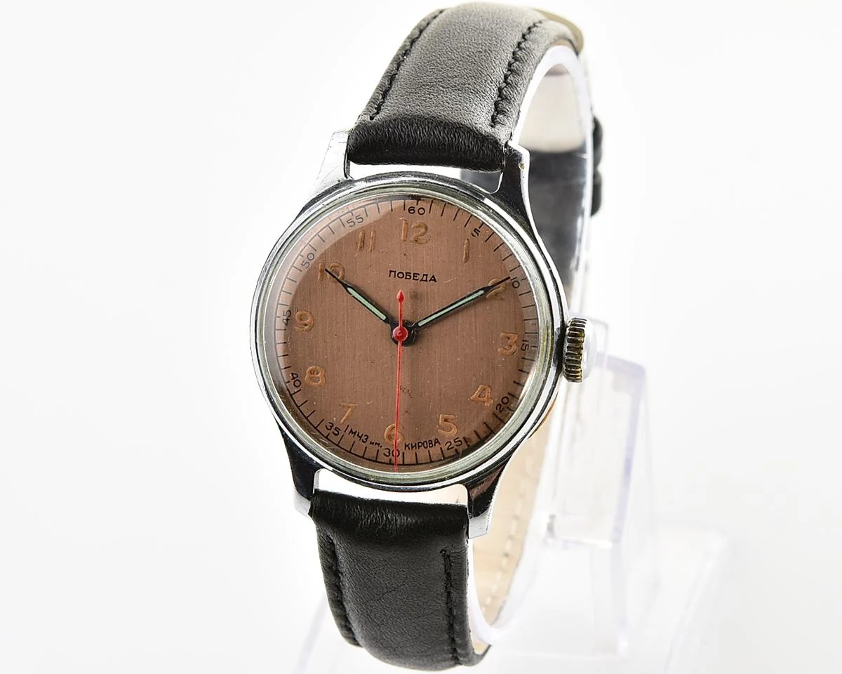 Rare! Excellent Pobeda with central seconds hand, bronze dial & uncommon hermetic case, from 3rd quarter of 1954!