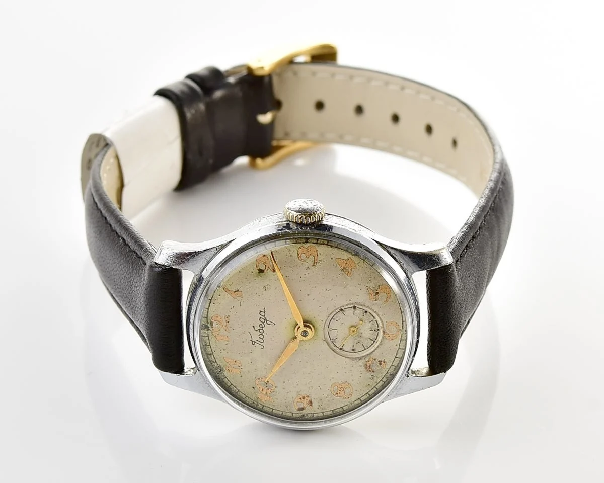 Vintage Soviet mechanical Pobeda wristwatch, PChZ, the 4th quarter of 1957