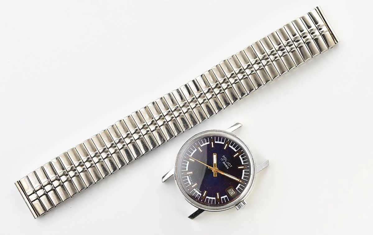 Soviet vintage Poljot mechanical wristwatch
