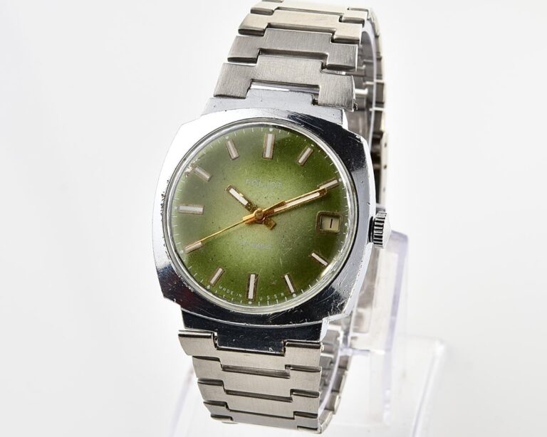 Soviet POLJOT mechanical wrist watch with steel bracelet