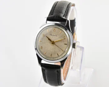 Vintage Soviet mechanical Raketa wrist watch