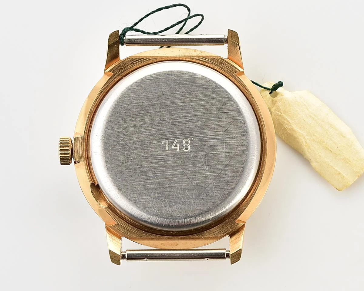 TIME CAPSULE: Vintage gold-plated Soviet Sekonda (Raketa) watch, New Old Stock (NOS)!