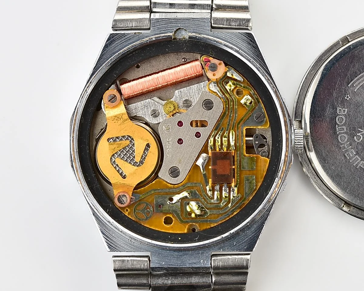 Soviet Slava Pepsi with quartz movement