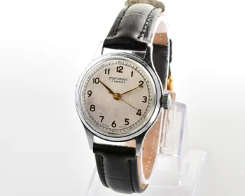 Excellent vintage Soviet Sportivnie mechanical watch from the 1950s