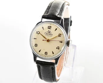 Excellent vintage Soviet Sportivnie mechanical watch from the 1950s
