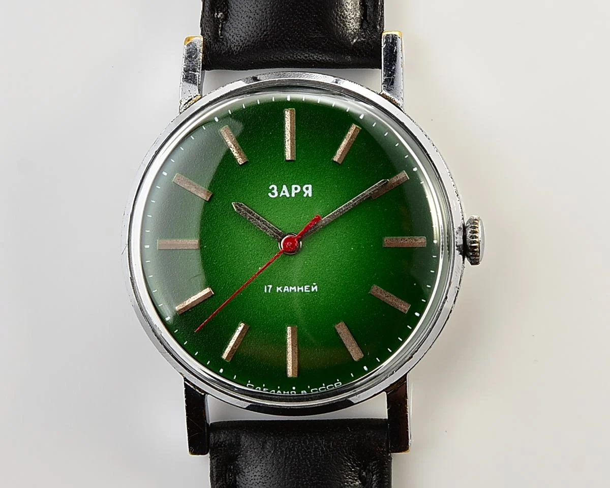 Vintage mechanical Zaria Soviet watch