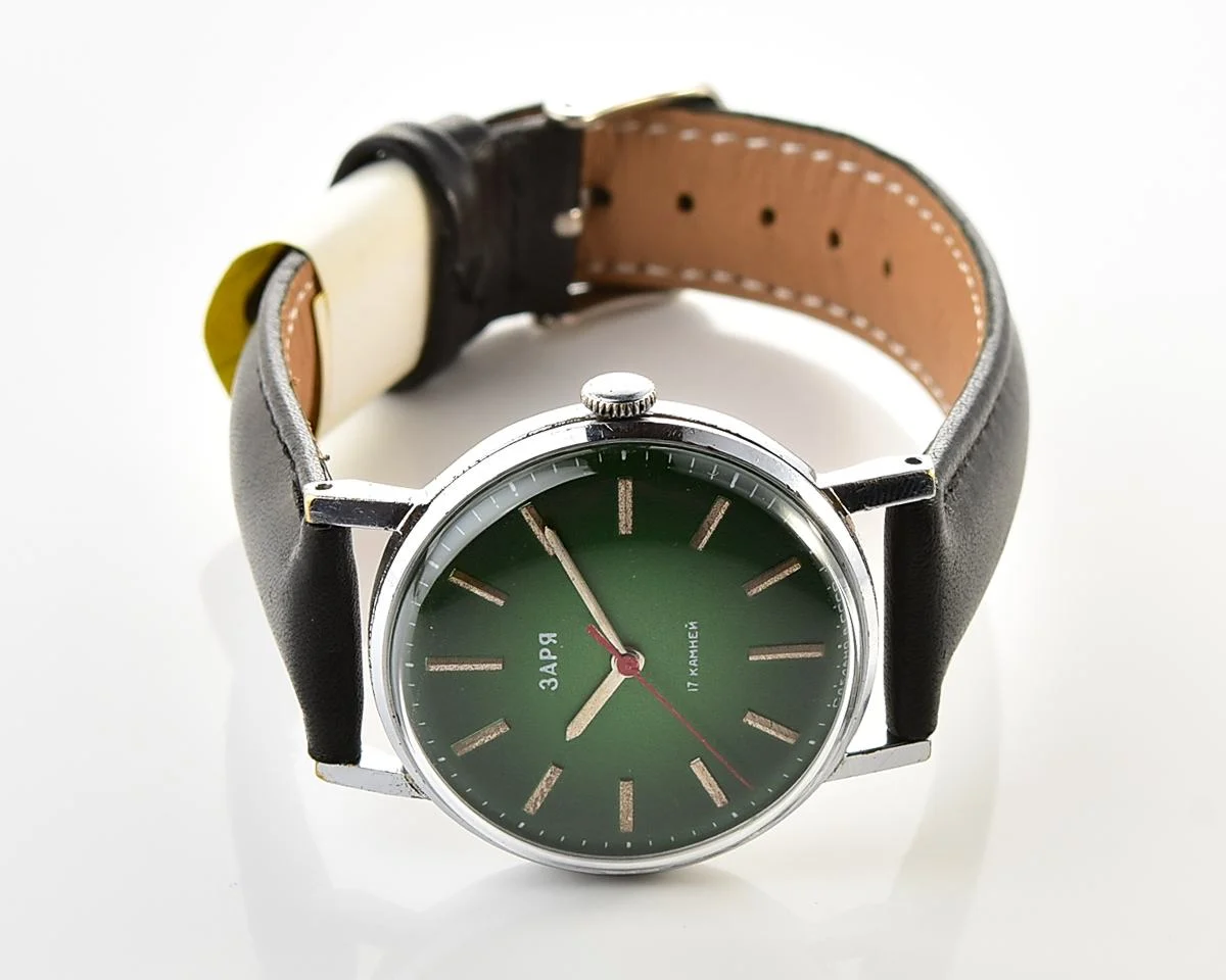 Vintage mechanical Zaria Soviet watch
