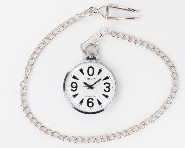 RAKETA “big zero” soviet pocket watch