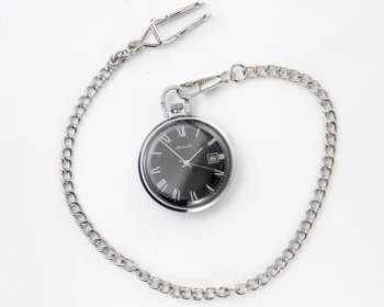 Soviet Raketa mechanical pocket watch with calendar