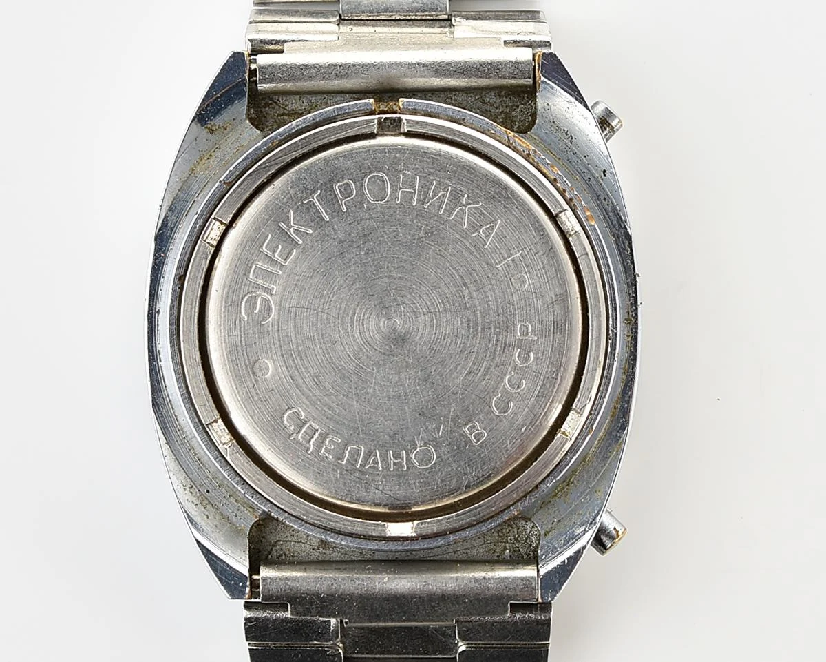 First Red LED Digital Vintage USSR Wrist Watch Electronika E-1 Pulsar!