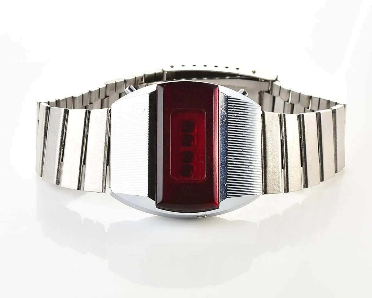 First Red LED Digital Vintage USSR Wrist Watch Electronika E-1 Pulsar!