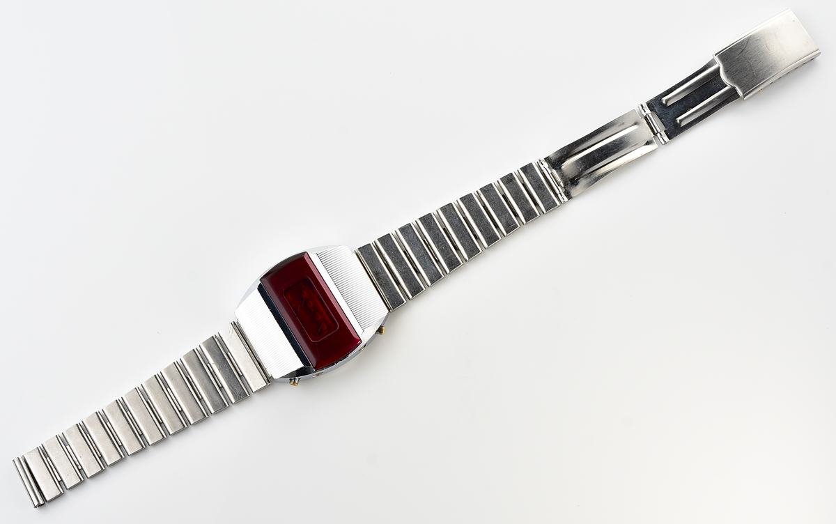 First RED LED Digital Vintage USSR Wrist Watch Electronika E-1