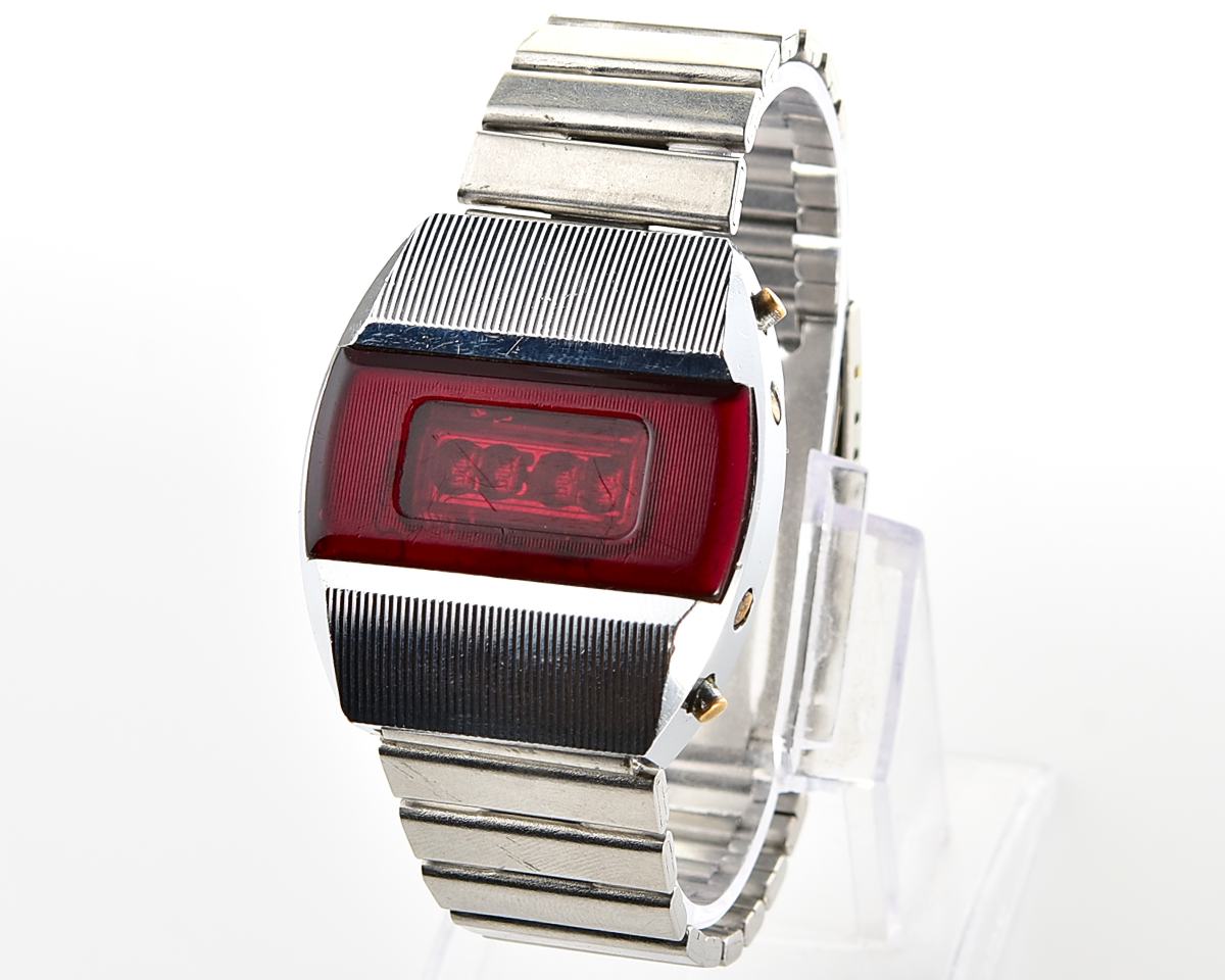First RED LED Digital Vintage USSR Wrist Watch Electronika E-1