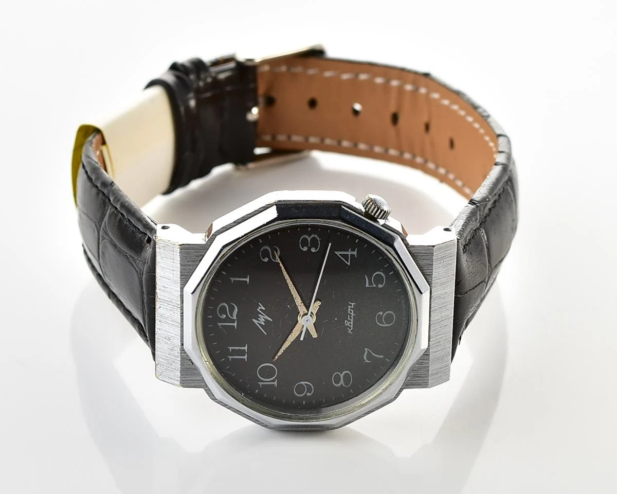 Soviet Luch watch with quartz movement