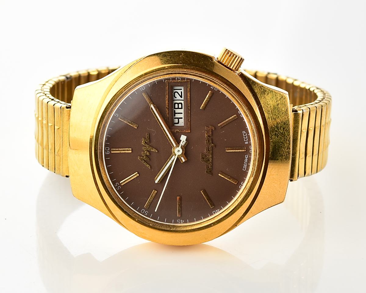 Rare soviet vintage watch LUCH with electro-mechanical hybrid 3055 movement!