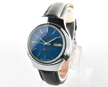 Rare Soviet vintage watch Luch with electro-mechanical hybrid 3055 movement