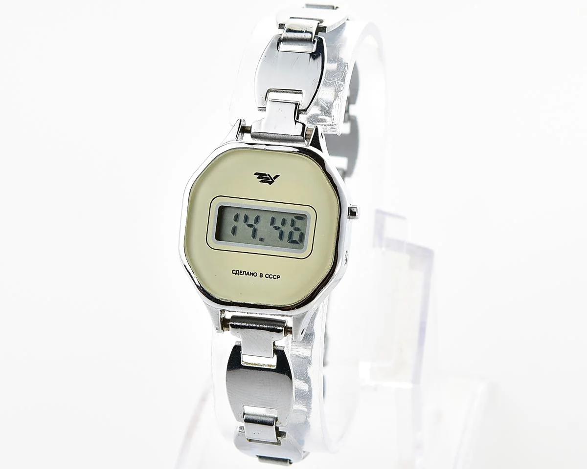 Digital vintage USSR wristwatch Electronika with stainless steel bracelet for ladies