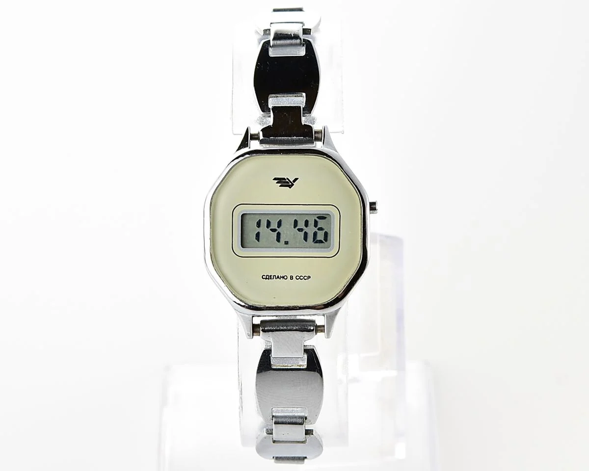 Digital vintage USSR wristwatch Electronika with stainless steel bracelet for ladies