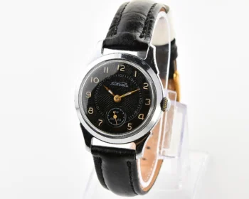 Vintage Soviet mechanical Raketa wrist watch