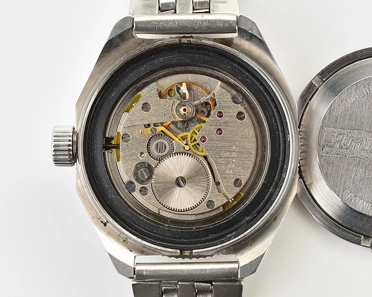 Vostok Amphibia mechanical watch with black bezel!
