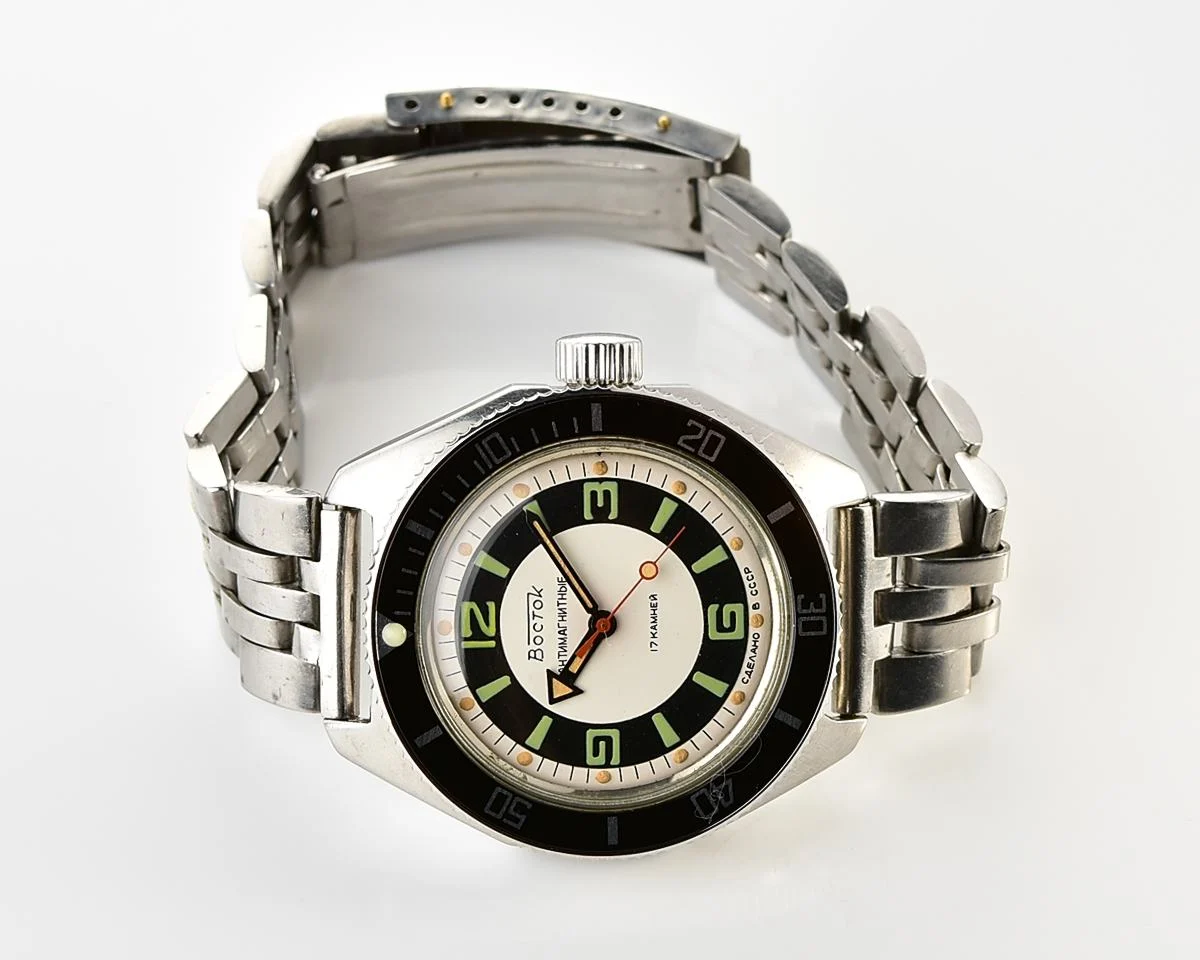 Vostok Amphibia mechanical watch with black bezel!