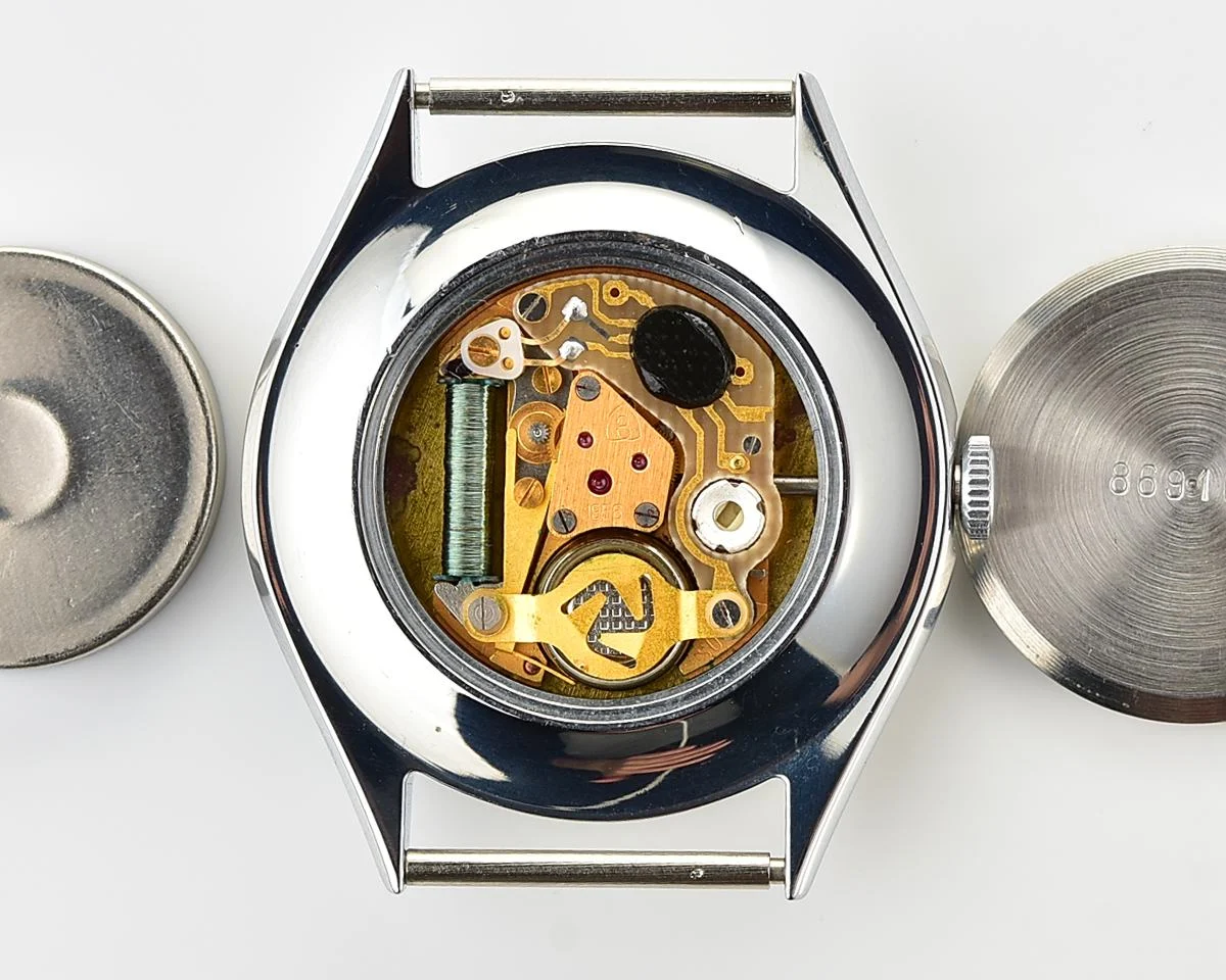 Vintage Soviet Zaria quartz watch with box