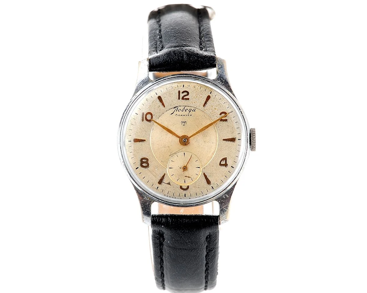 Vintage Soviet mechanical Pobeda watch, 2MChZ from the 3rd quarter of 1954
