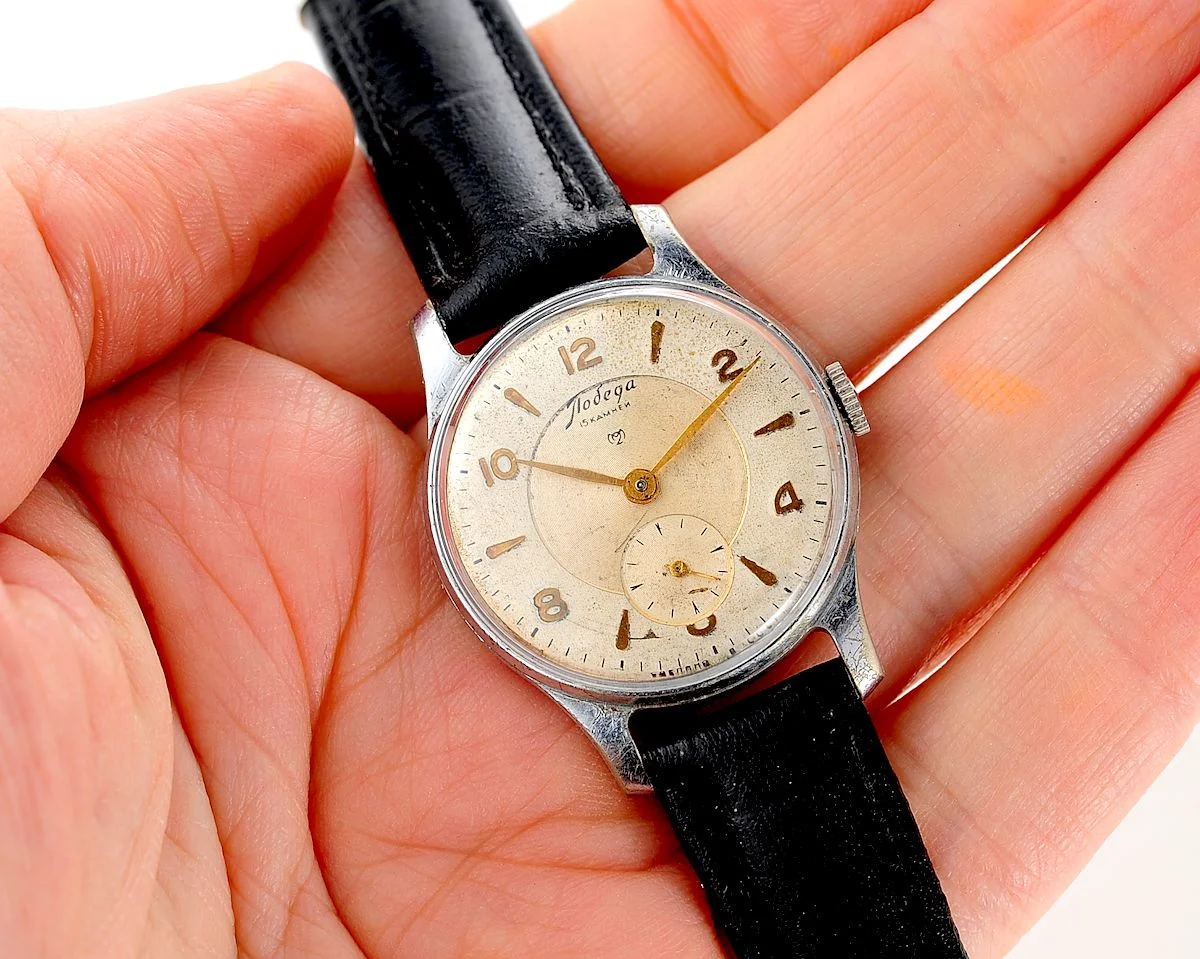 Vintage Soviet mechanical Pobeda watch, 2MChZ from the 3rd quarter of 1954