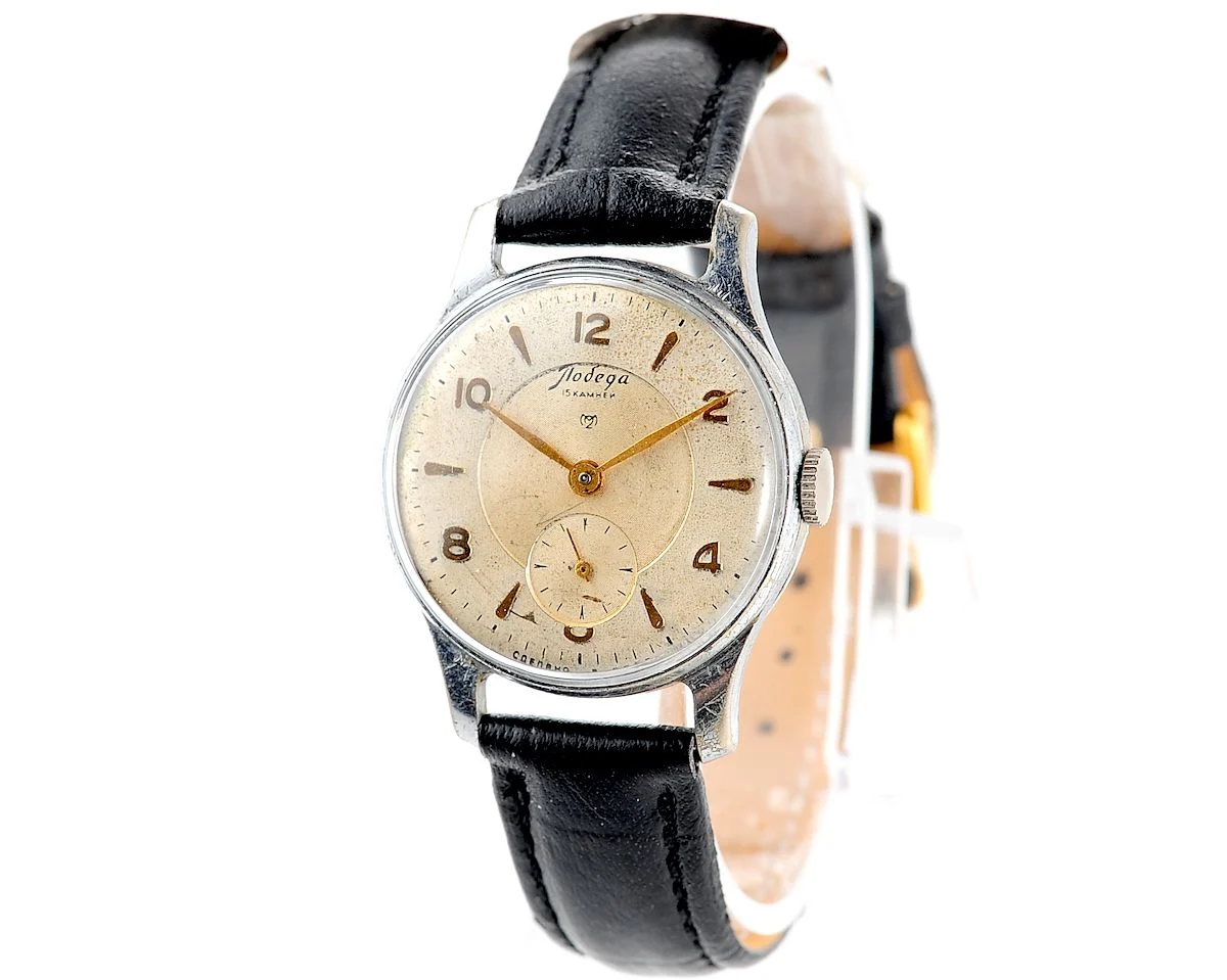 Vintage Soviet mechanical Pobeda watch, 2MChZ from the 3rd quarter of 1954