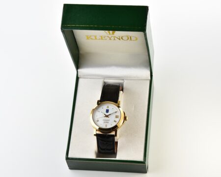Ukrainian made Kleynod gold-plated watch – from the president of 🇺🇦Ukraine!