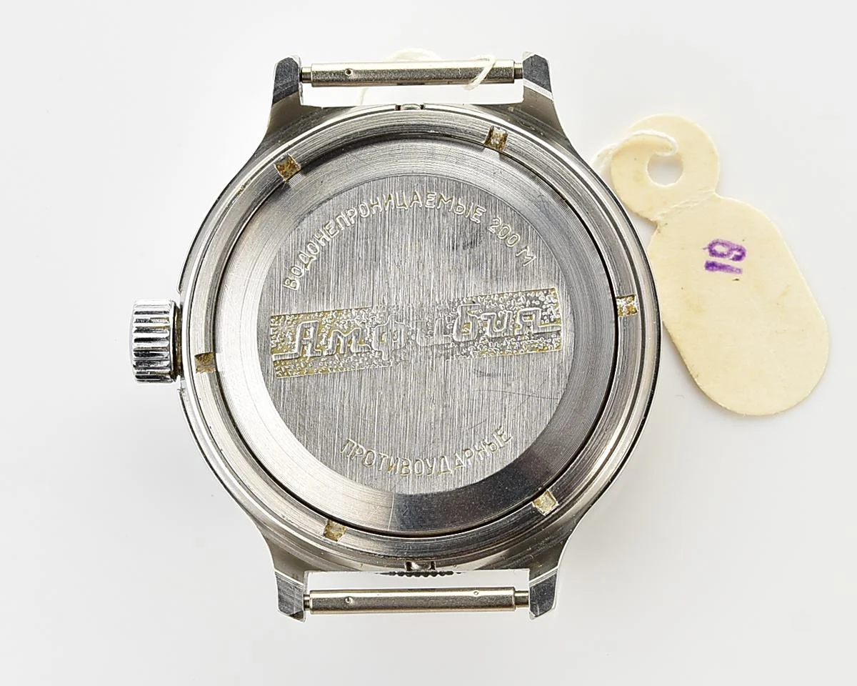 TIME CAPSULE: Mechanical Vostok Amphibia Paratroopers wristwatch for airborn troops – New Old Stock (NOS)!