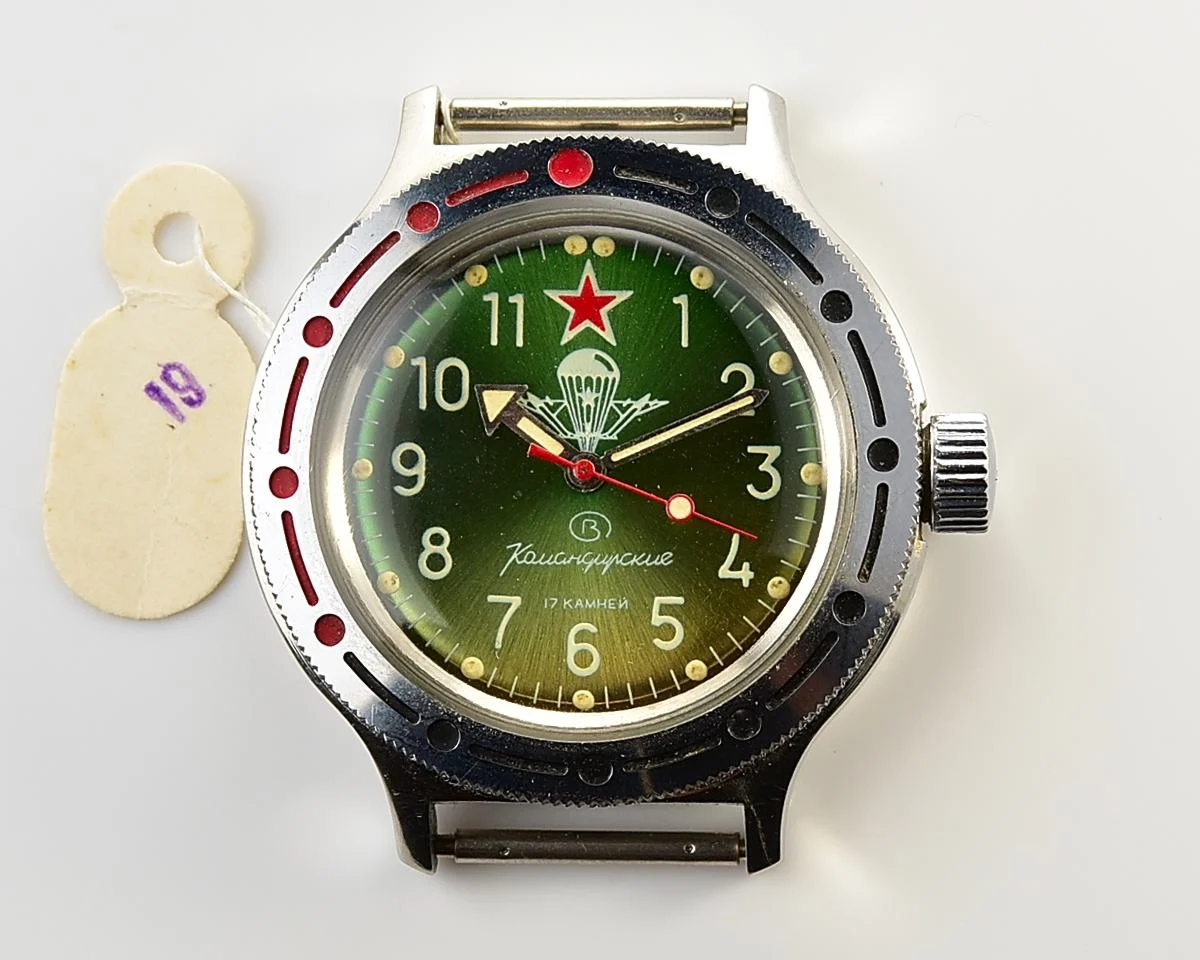 TIME CAPSULE: Mechanical Vostok Amphibia Paratroopers wristwatch for airborn troops – New Old Stock (NOS)!