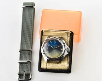 Soviet Vostok Komandirskie limited series watch – “Zakaz MO CCCP” with box and passport, engraved "from the veteran's counsel"